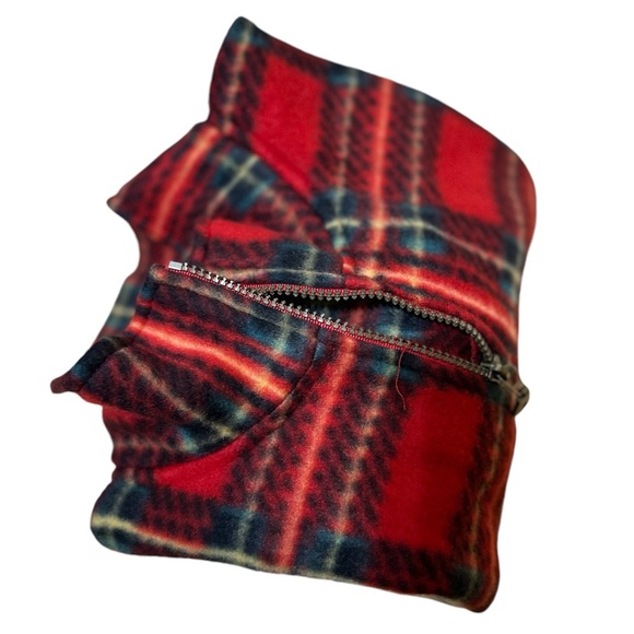 BIZZIT Collection Plaid 100% Polyester red sweater Size P/S - Picture 4 of 15